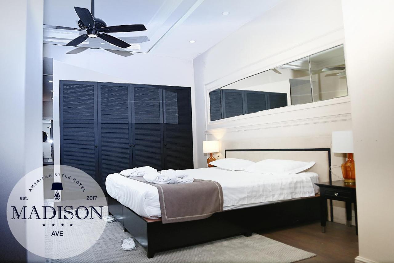 Madison Ave Hotel Bisjkek Eksteriør bilde